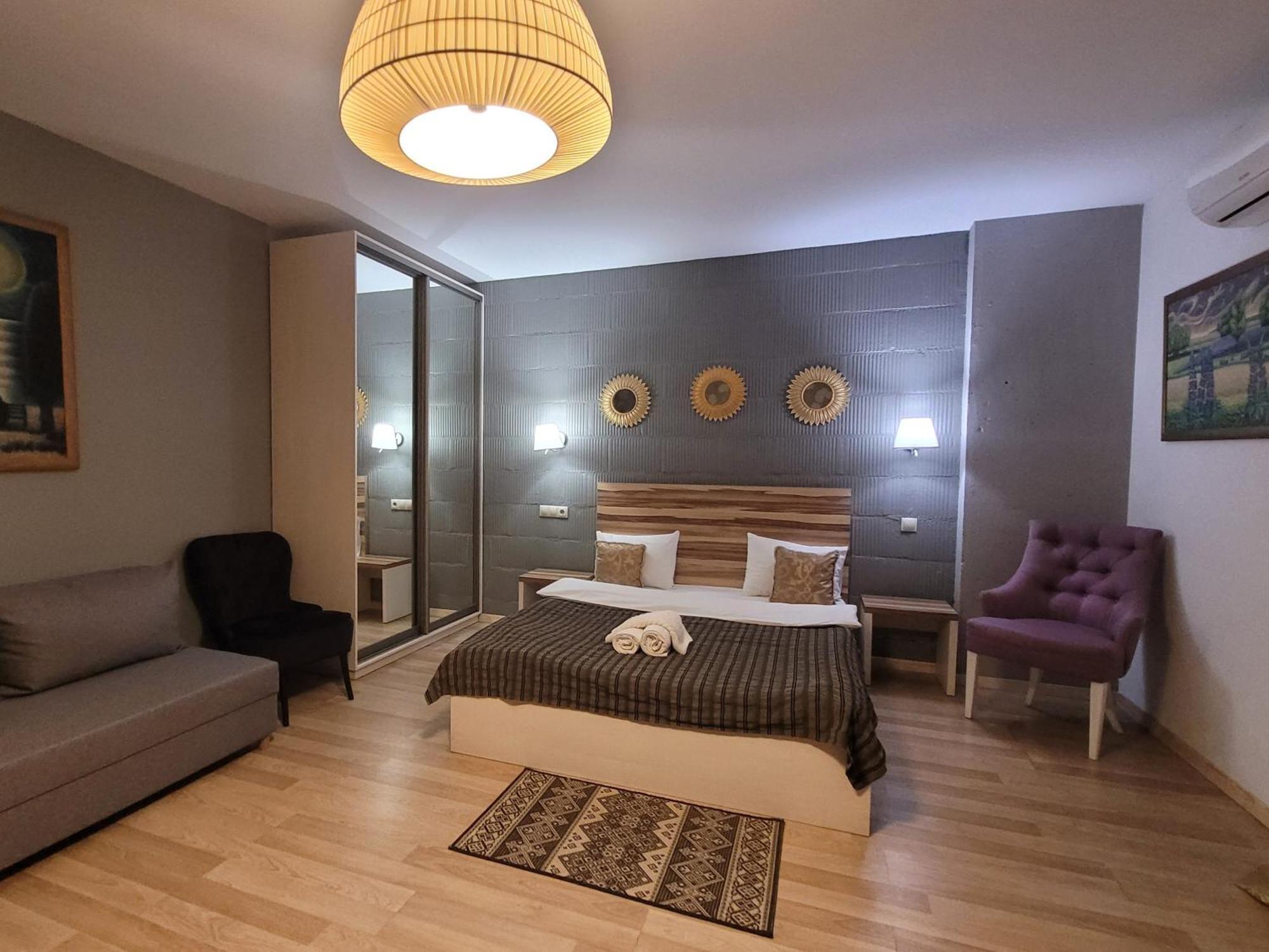 Mini Hotel On Demiivska كييف المظهر الخارجي الصورة