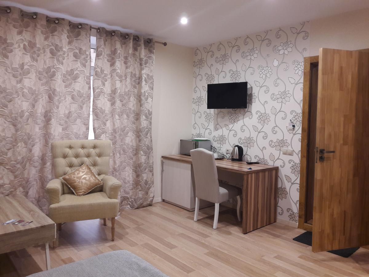 Mini Hotel On Demiivska كييف المظهر الخارجي الصورة