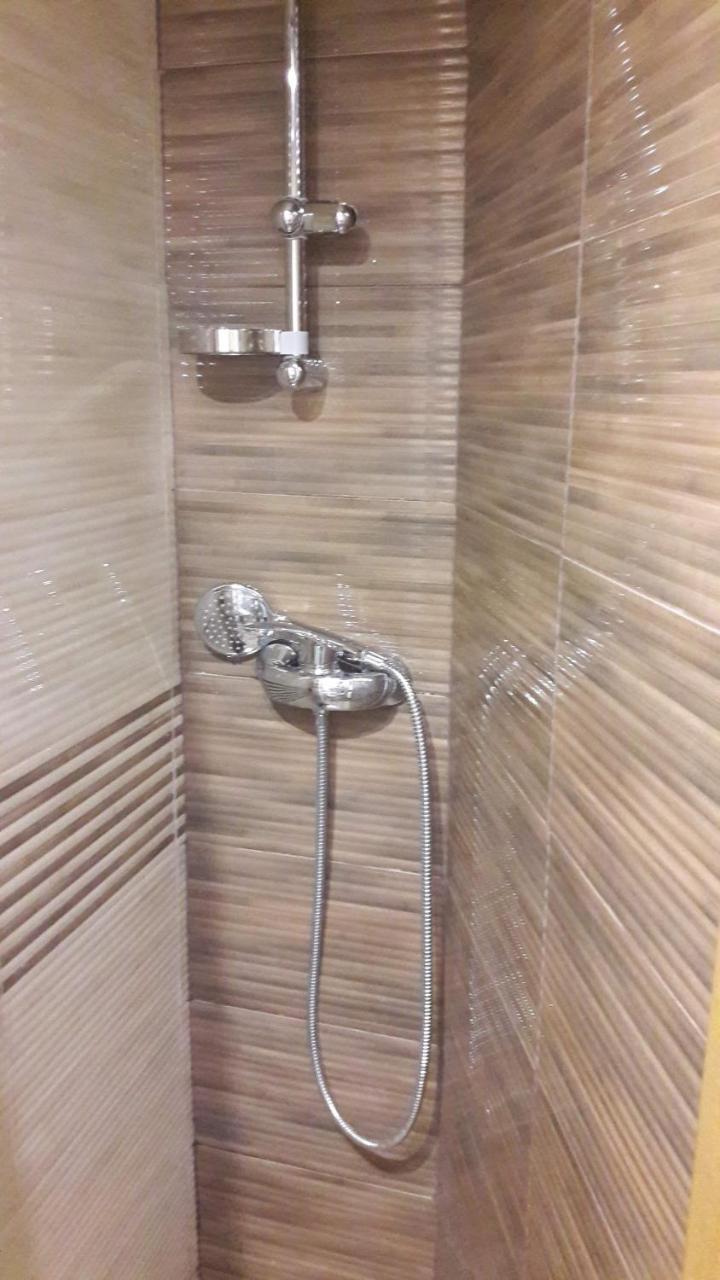 Mini Hotel On Demiivska كييف المظهر الخارجي الصورة